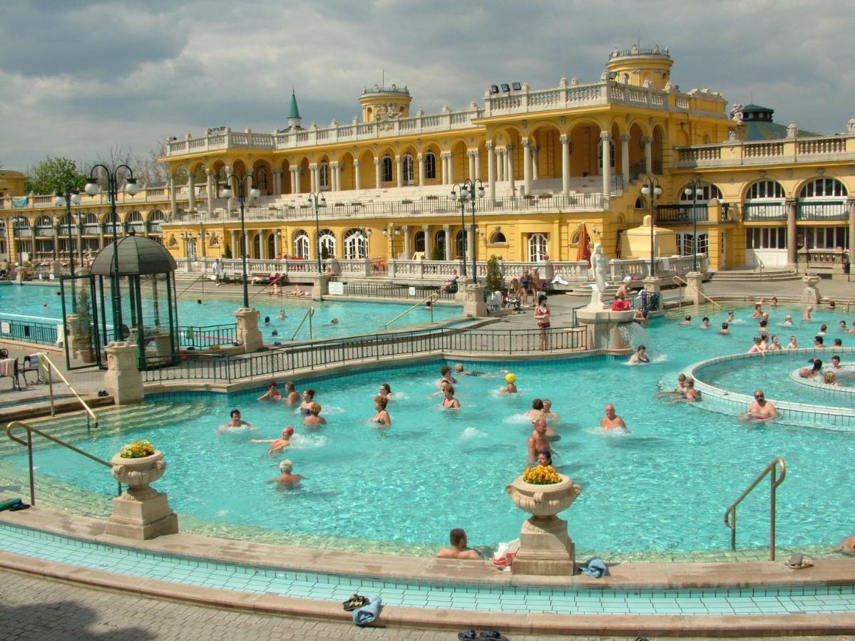 Heroes' Residence Budapest Exterior foto